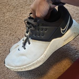 Nike Air Max Bella Tr 4 PRM Womens Running Trainers Da2748 Sneakers Shoes